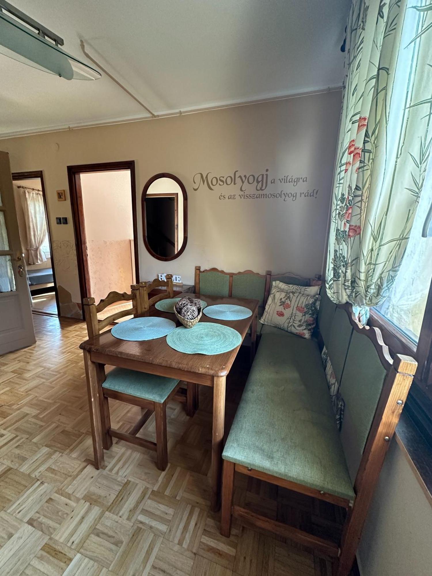 Rozsa Apartman 2 อัลโชเอิร์ช ห้อง รูปภาพ